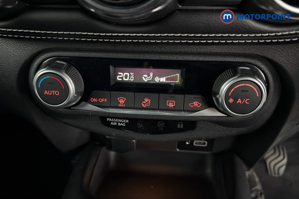 Nissan Juke N-Connecta Manual Petrol SUV - Stock Number (1651809) - 12th supplementary image