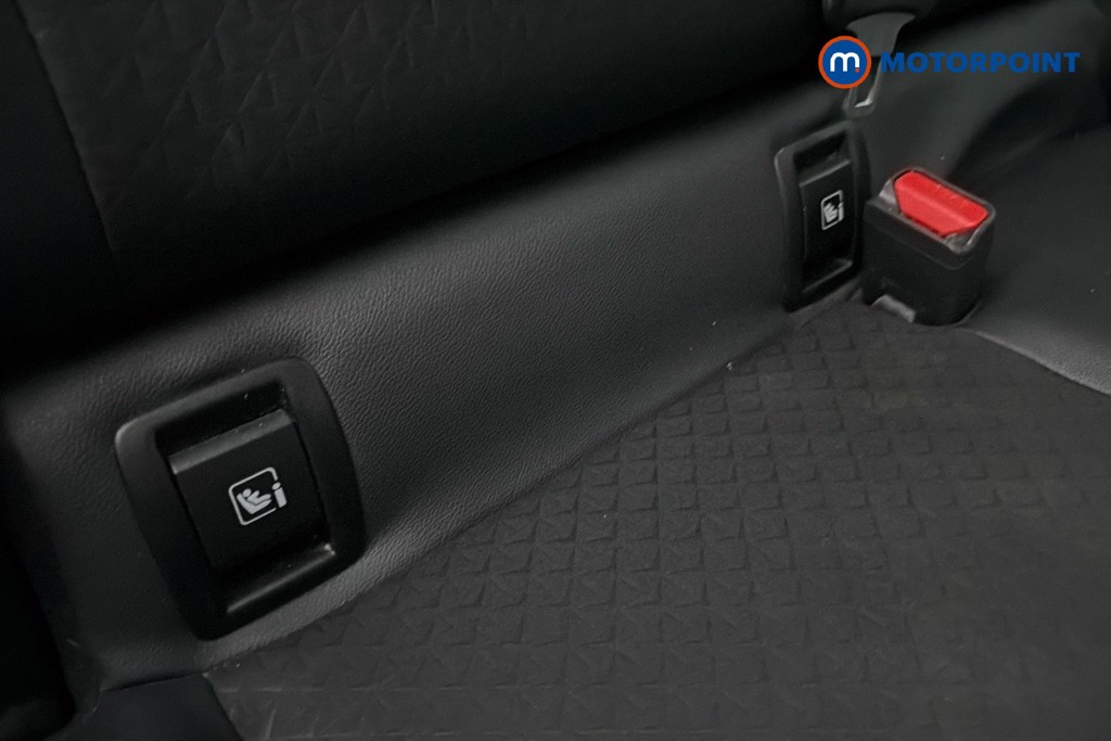 Nissan Juke N-Connecta Manual Petrol SUV - Stock Number (1651809) - 29th supplementary image