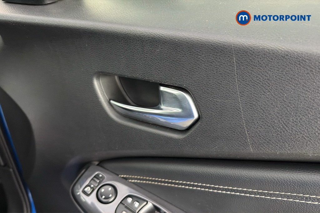 Nissan Juke N-Connecta Manual Petrol SUV - Stock Number (1651809) - 42nd supplementary image