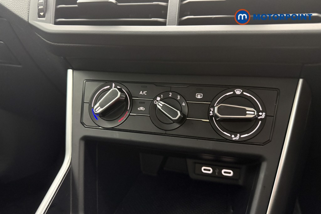 Volkswagen Polo Life Automatic Petrol Hatchback - Stock Number (1652029) - 13th supplementary image