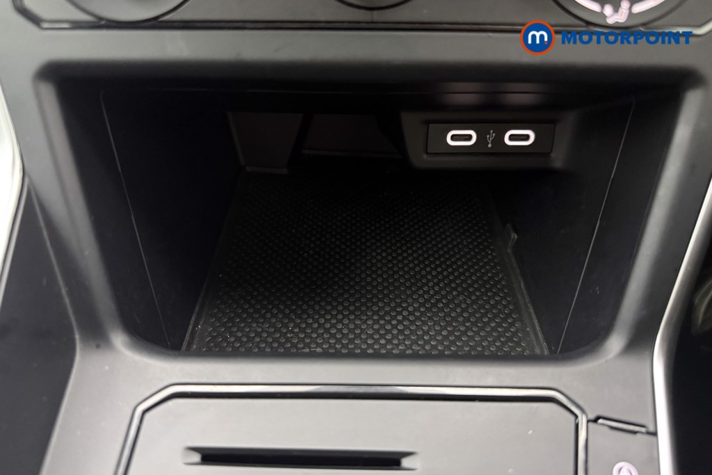 Volkswagen Polo Life Automatic Petrol Hatchback - Stock Number (1652029) - 14th supplementary image