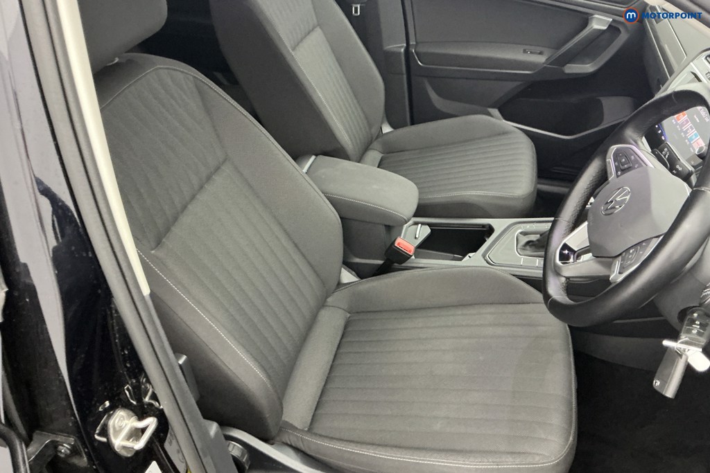 Volkswagen Tiguan Allspace Life Automatic Petrol SUV - Stock Number (1652097) - 5th supplementary image