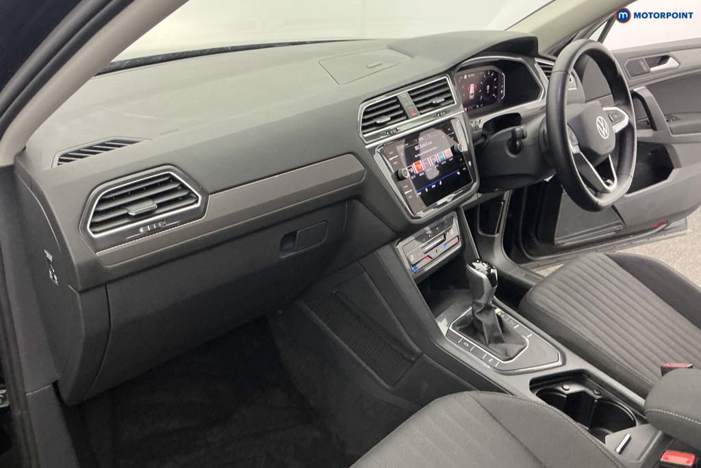 Volkswagen Tiguan Allspace Life Automatic Petrol SUV - Stock Number (1652097) - 9th supplementary image