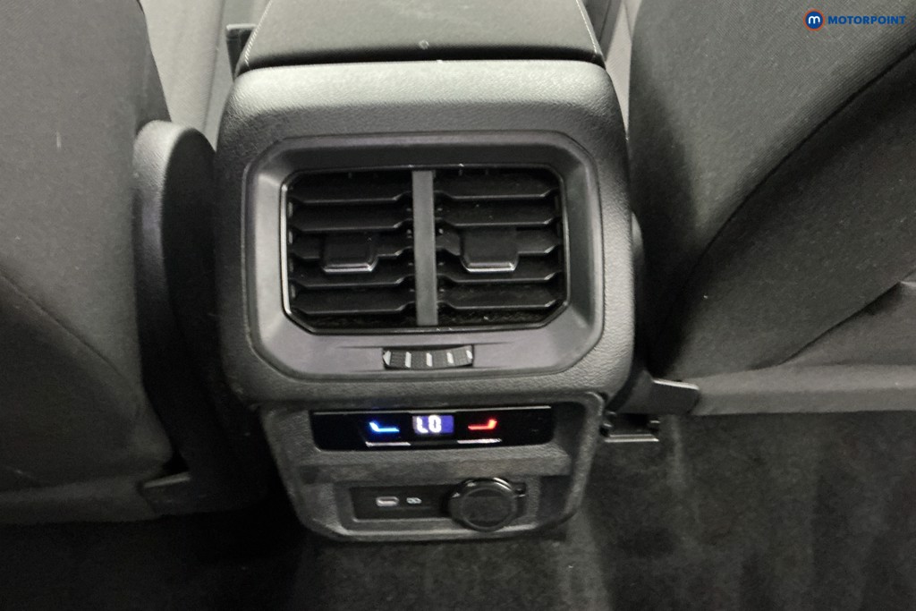 Volkswagen Tiguan Allspace Life Automatic Petrol SUV - Stock Number (1652097) - 10th supplementary image