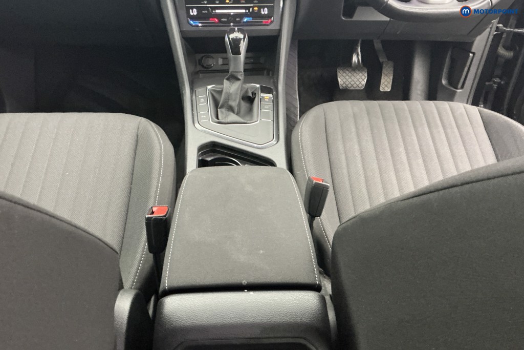 Volkswagen Tiguan Allspace Life Automatic Petrol SUV - Stock Number (1652097) - 11th supplementary image