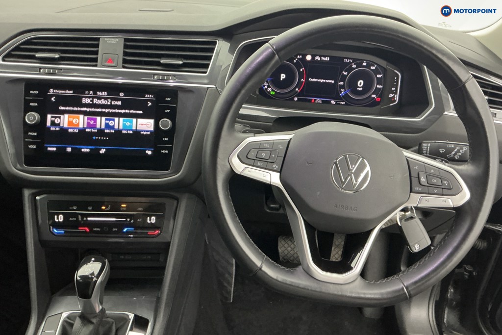 Volkswagen Tiguan Allspace Life Automatic Petrol SUV - Stock Number (1652097) - 1st supplementary image