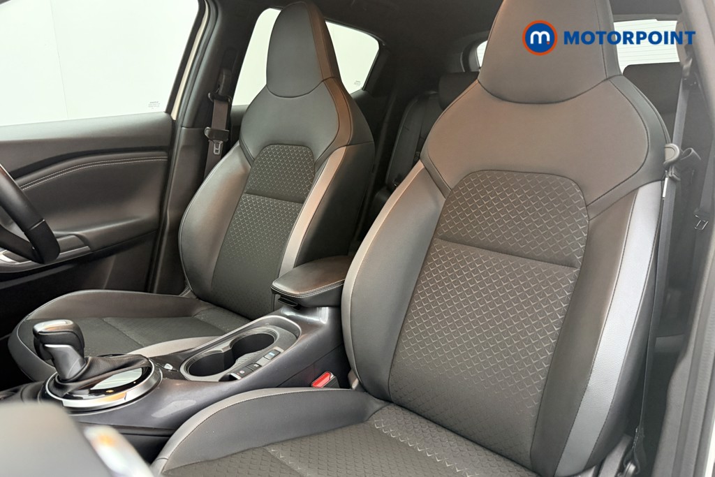 Nissan Juke N-Connecta Automatic Petrol-Electric Hybrid SUV - Stock Number (1652437) - 3rd supplementary image