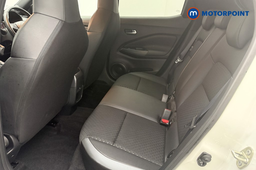 Nissan Juke N-Connecta Automatic Petrol-Electric Hybrid SUV - Stock Number (1652437) - 4th supplementary image