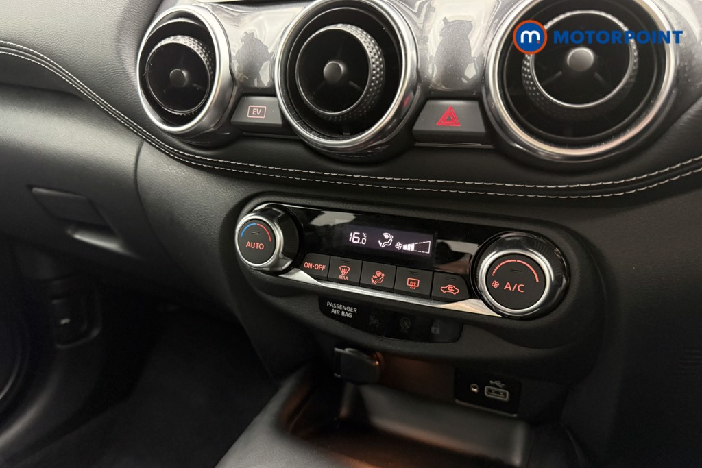Nissan Juke N-Connecta Automatic Petrol-Electric Hybrid SUV - Stock Number (1652437) - 12th supplementary image