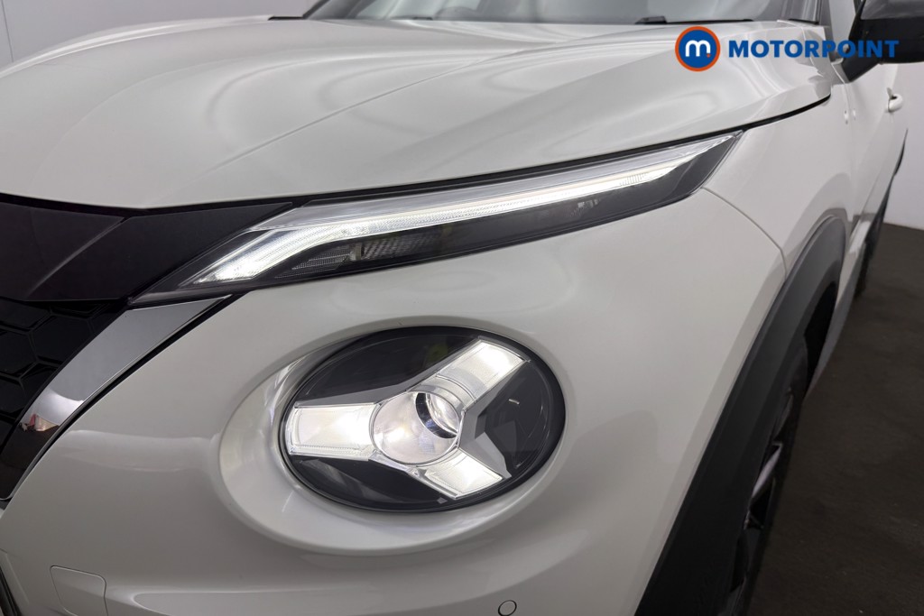 Nissan Juke N-Connecta Automatic Petrol-Electric Hybrid SUV - Stock Number (1652437) - 21st supplementary image