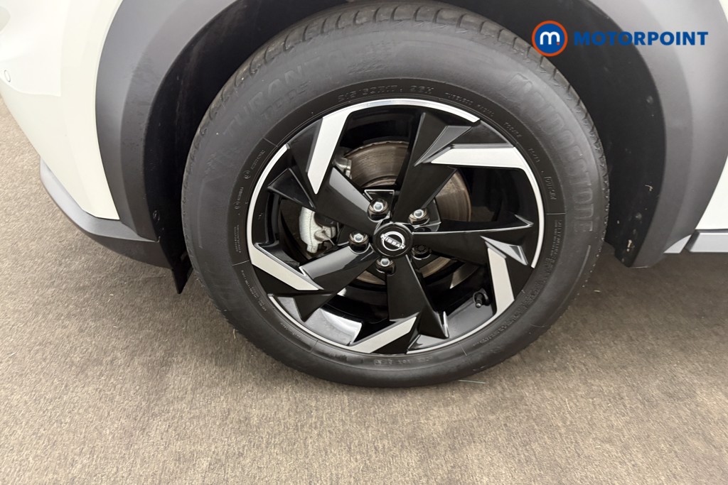 Nissan Juke N-Connecta Automatic Petrol-Electric Hybrid SUV - Stock Number (1652437) - 25th supplementary image