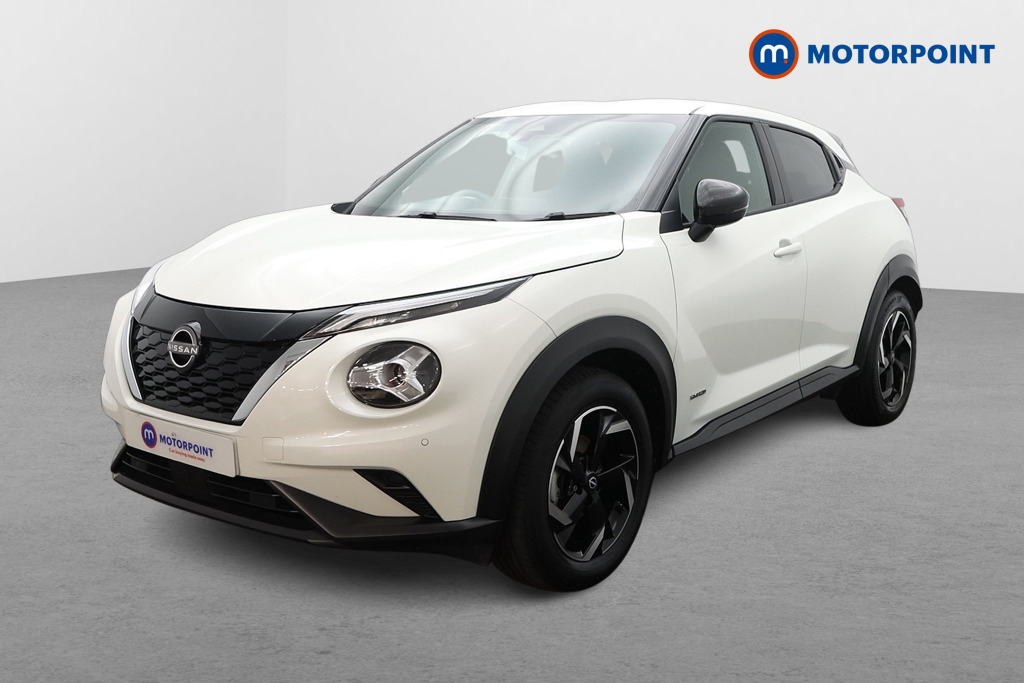 Nissan Juke N-Connecta Automatic Petrol-Electric Hybrid SUV - Stock Number (1652437) - Passenger side front corner