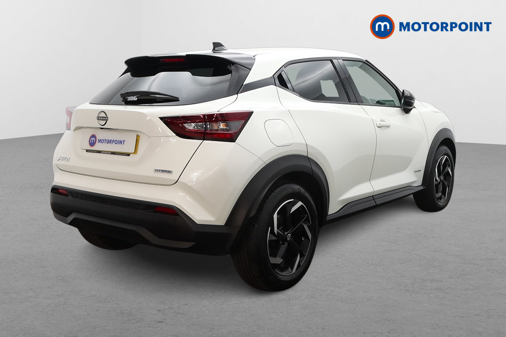 Nissan Juke N-Connecta Automatic Petrol-Electric Hybrid SUV - Stock Number (1652437) - Drivers side rear corner