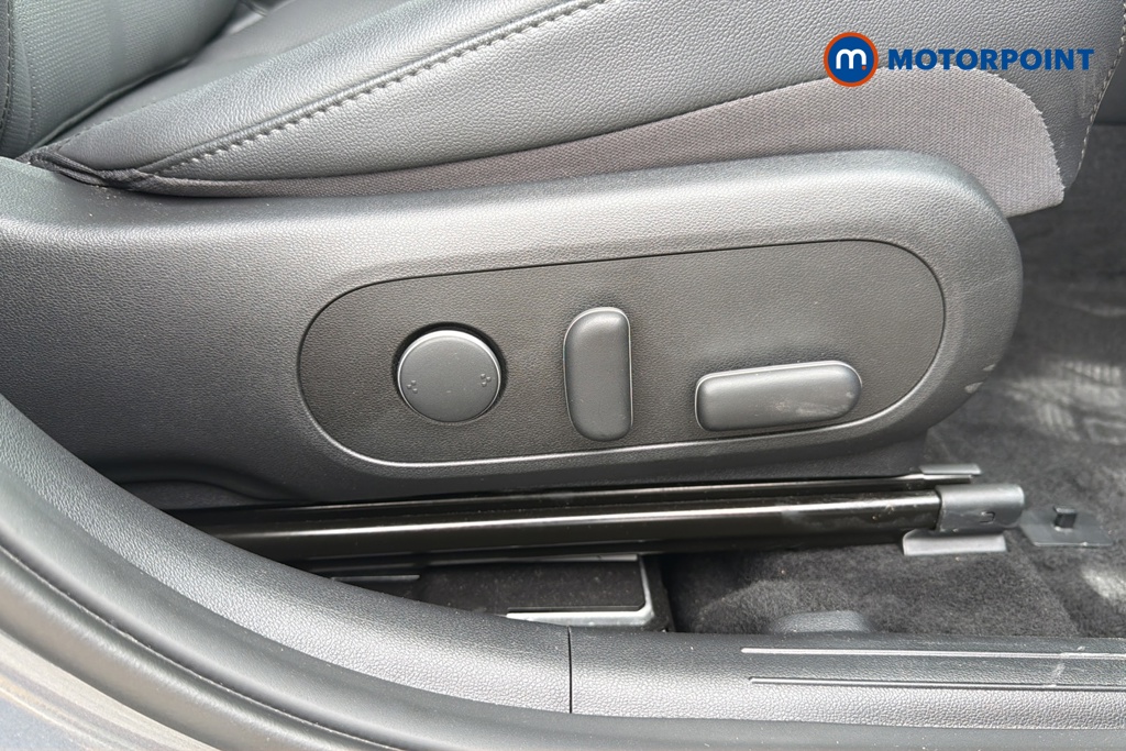 Hyundai Kona Ultimate Manual Petrol SUV - Stock Number (1652611) - 23rd supplementary image