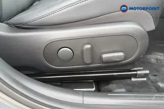 Hyundai Kona Ultimate Manual Petrol SUV - Stock Number (1652611) - 23rd supplementary image