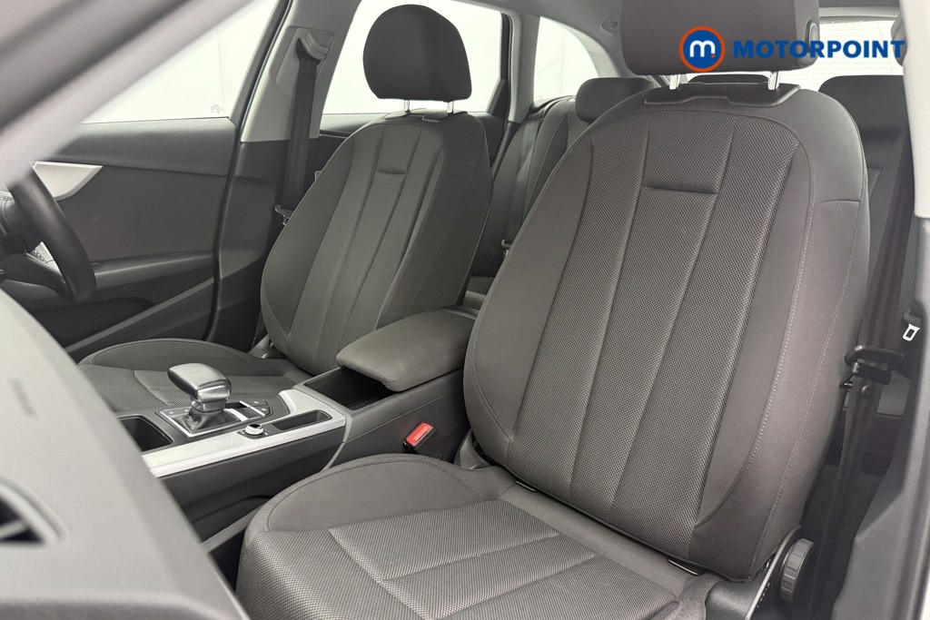 Audi A4 Technik Automatic Diesel Estate - Stock Number (1652947) - 3rd supplementary image