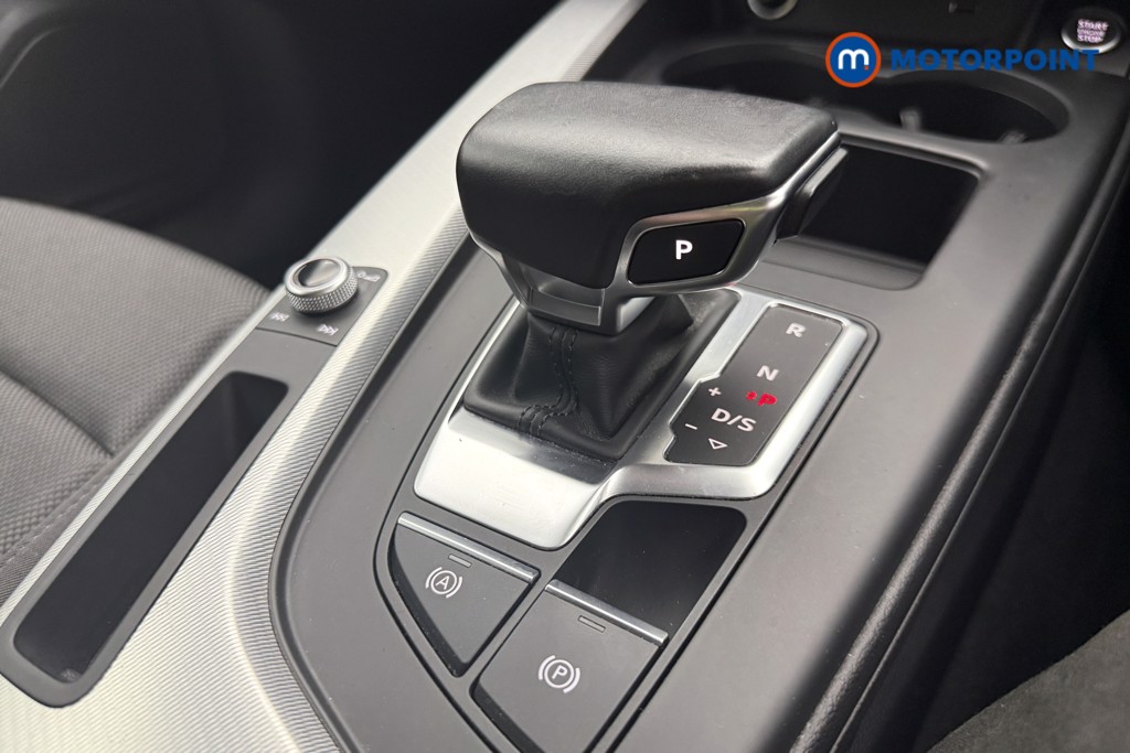Audi A4 Technik Automatic Diesel Estate - Stock Number (1652947) - 16th supplementary image