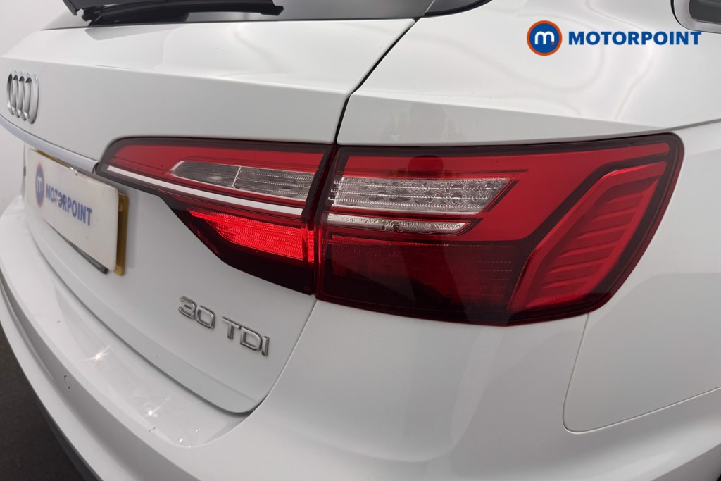 Audi A4 Technik Automatic Diesel Estate - Stock Number (1652947) - 19th supplementary image