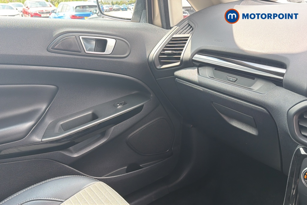 Ford Ecosport Titanium Manual Petrol SUV - Stock Number (1653056) - 10th supplementary image