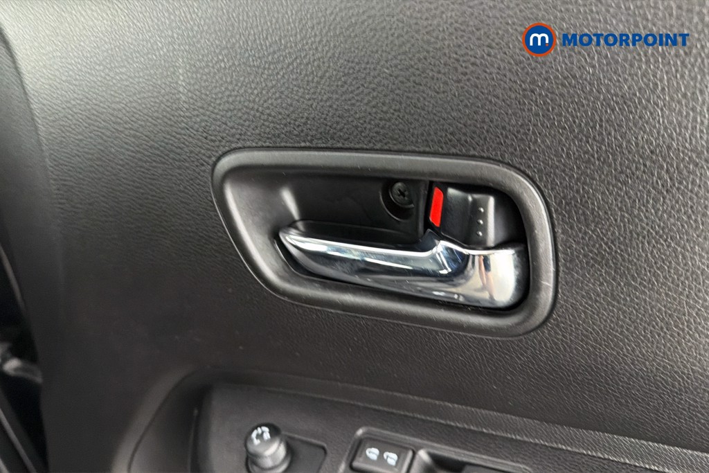 Suzuki Ignis Sz-T Manual Petrol SUV - Stock Number (1653075) - 42nd supplementary image