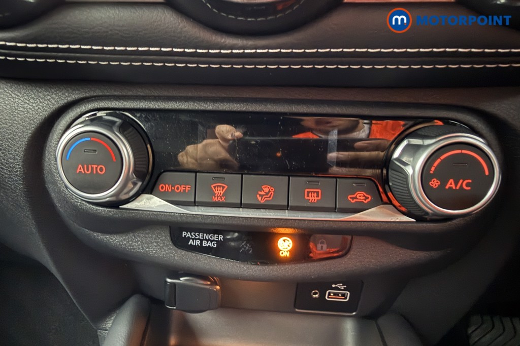 Nissan Juke N-Connecta Automatic Petrol-Electric Hybrid SUV - Stock Number (1653382) - 10th supplementary image