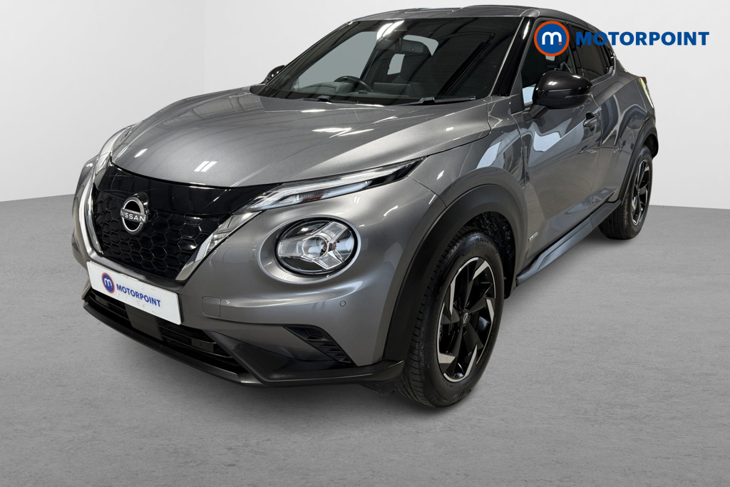 Nissan Juke N-Connecta Automatic Petrol-Electric Hybrid SUV - Stock Number (1653382) - Passenger side front corner