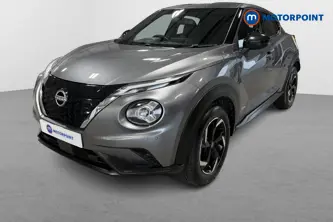 Nissan Juke N-Connecta Automatic Petrol-Electric Hybrid SUV - Stock Number (1653382) - Passenger side front corner