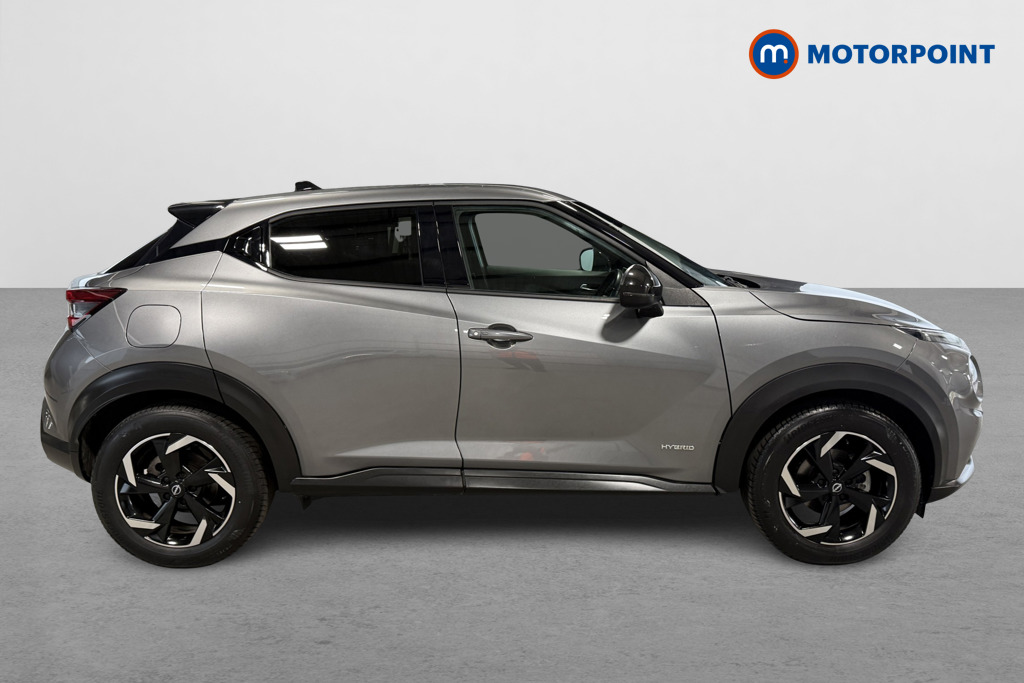 Nissan Juke N-Connecta Automatic Petrol-Electric Hybrid SUV - Stock Number (1653382) - Drivers side