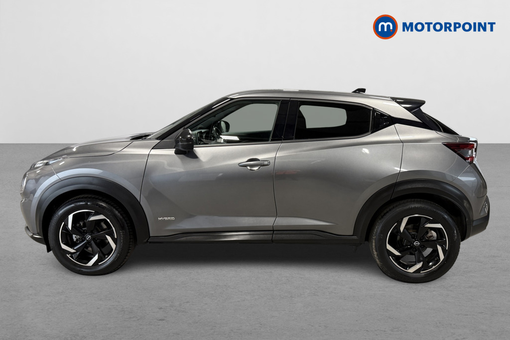 Nissan Juke N-Connecta Automatic Petrol-Electric Hybrid SUV - Stock Number (1653382) - Passenger side