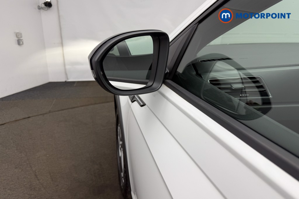 Volkswagen Taigo R-Line Automatic Petrol SUV - Stock Number (1653967) - 30th supplementary image