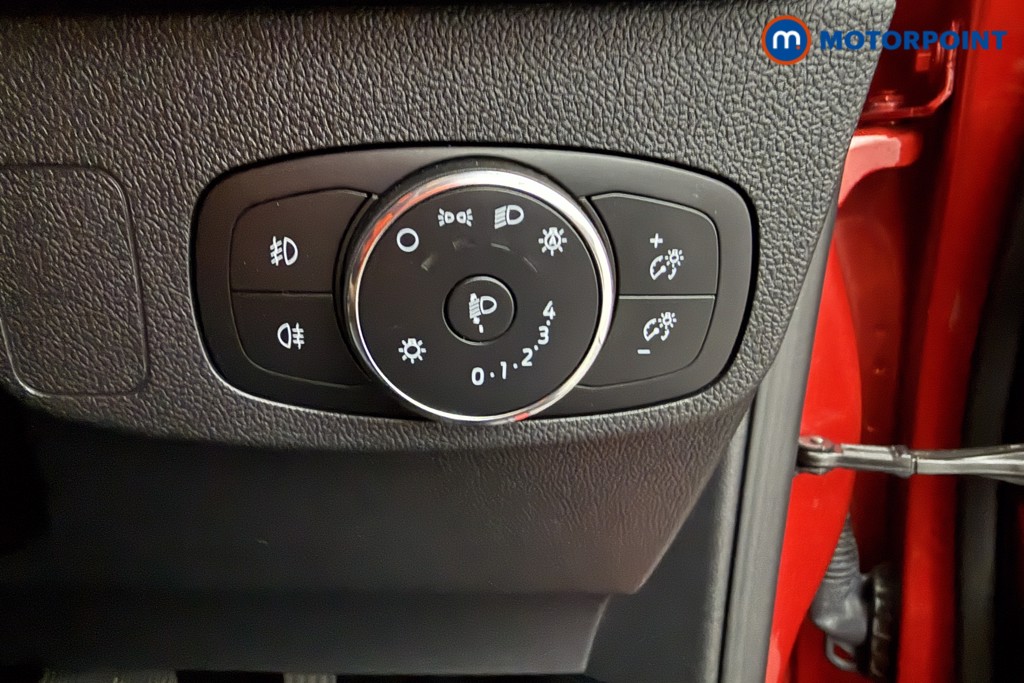Ford Focus Active X Automatic Petrol Hatchback - Stock Number (1654110) - 5th supplementary image