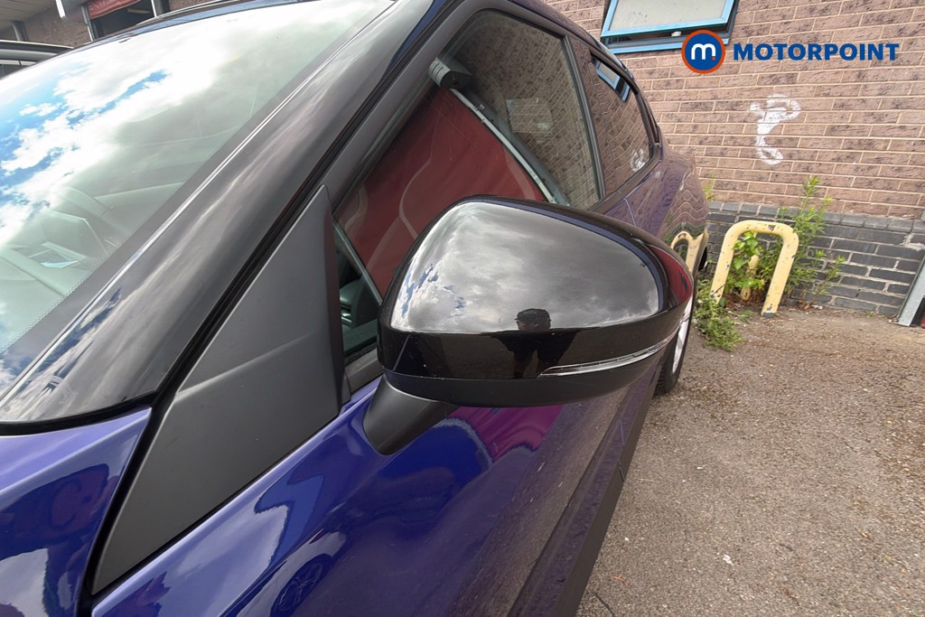 Nissan Juke N-Connecta Automatic Petrol SUV - Stock Number (1654306) - 43rd supplementary image