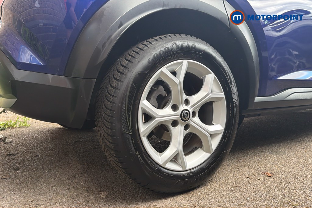 Nissan Juke N-Connecta Automatic Petrol SUV - Stock Number (1654306) - 49th supplementary image