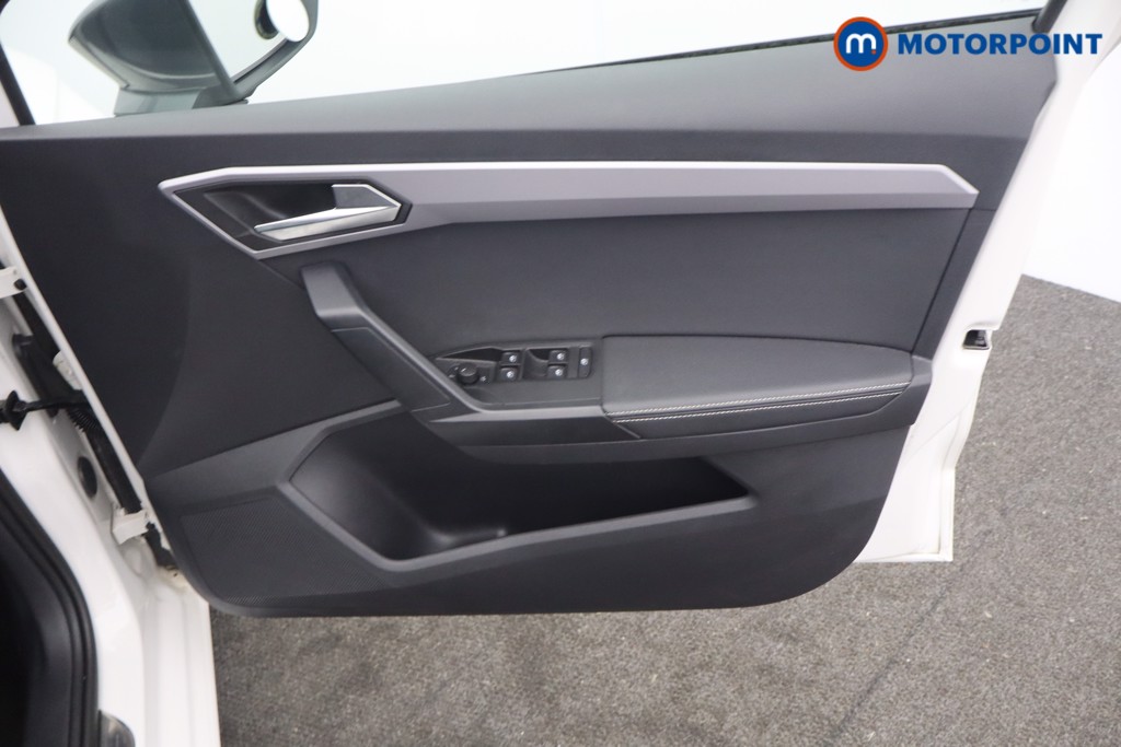 Seat Ibiza Xcellence Lux Manual Petrol Hatchback - Stock Number (1654373) - 9th supplementary image