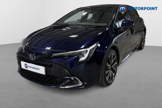 Toyota Corolla Excel Automatic Petrol-Electric Hybrid Hatchback - Stock Number (1654386) - Passenger side front corner