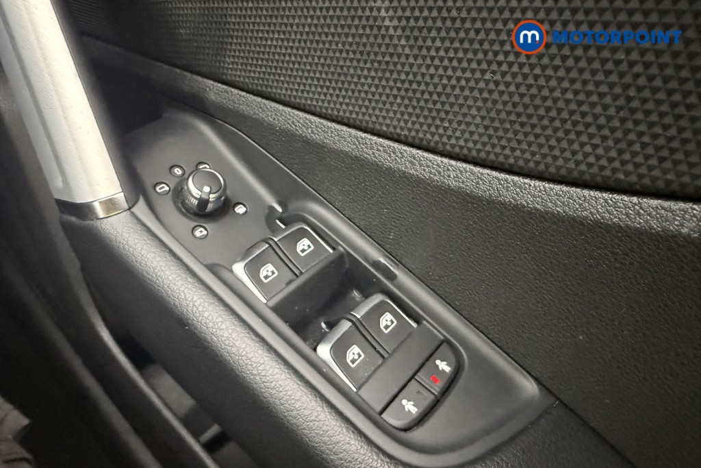 Audi Q2 S Line Manual Petrol SUV - Stock Number (1654493) - 16th supplementary image