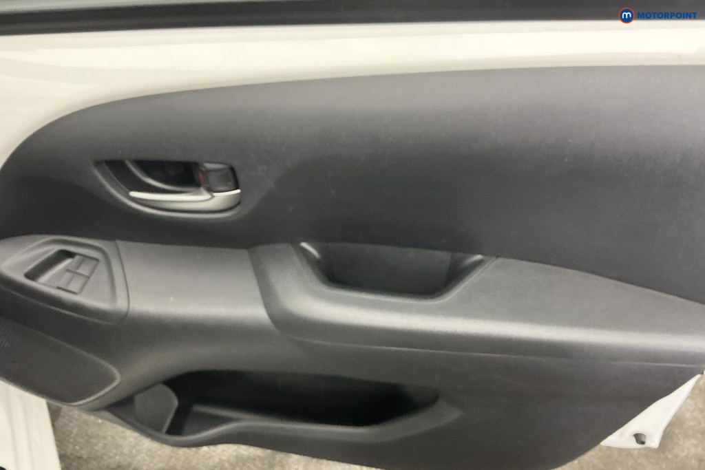 Toyota Aygo X-Play Automatic Petrol Hatchback - Stock Number (1654556) - 21st supplementary image
