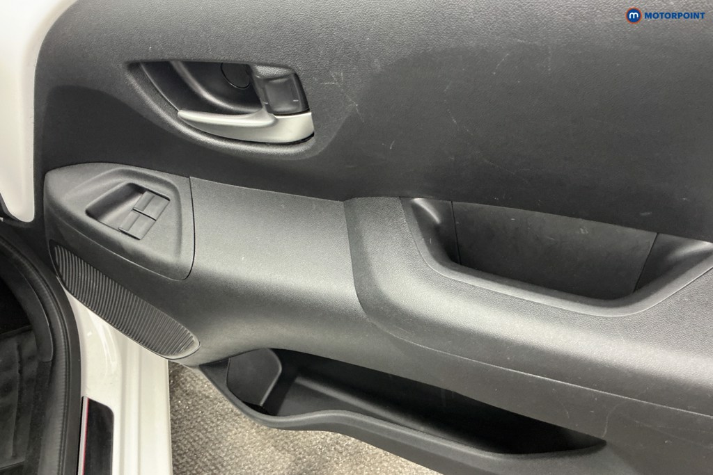 Toyota Aygo X-Play Automatic Petrol Hatchback - Stock Number (1654556) - 22nd supplementary image