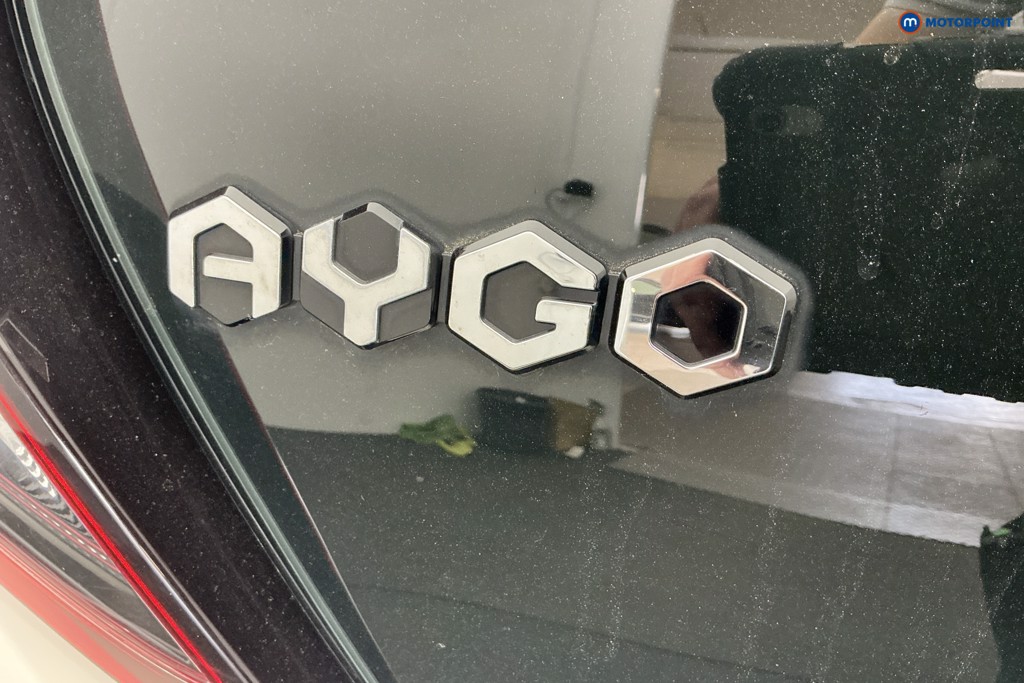 Toyota Aygo X-Play Automatic Petrol Hatchback - Stock Number (1654556) - 28th supplementary image