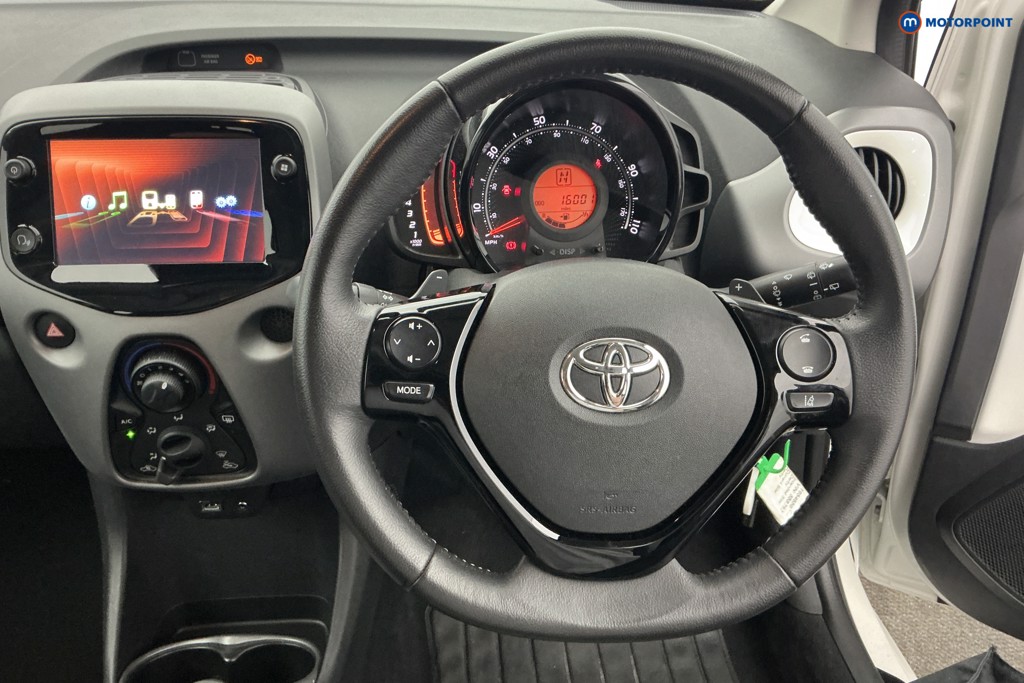 Toyota Aygo X-Play Automatic Petrol Hatchback - Stock Number (1654556) - 1st supplementary image