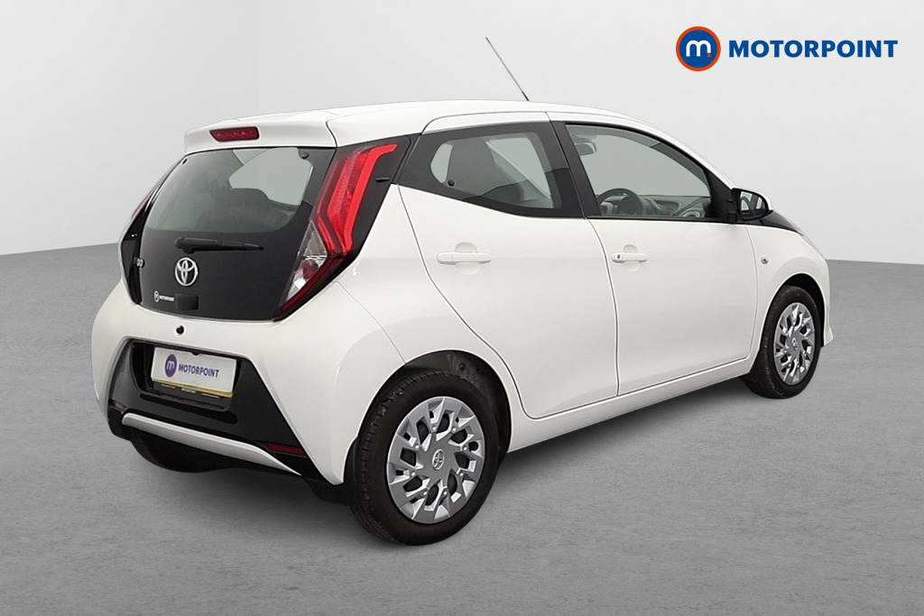 Toyota Aygo X-Play Automatic Petrol Hatchback - Stock Number (1654556) - Drivers side rear corner