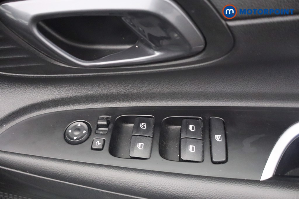 Hyundai I20 Premium Automatic Petrol Hatchback - Stock Number (1655377) - 11th supplementary image