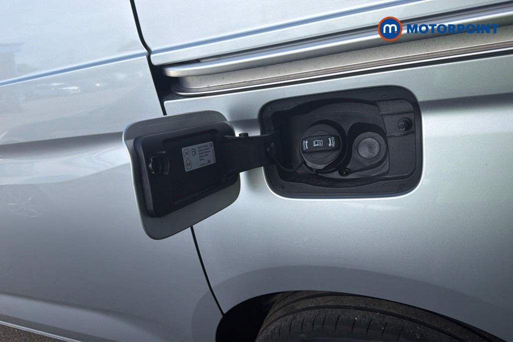 Ford Transit Connect Limited Automatic Petrol Plug-In Hybrid Panel Van - Stock Number (1655482) - 33rd supplementary image