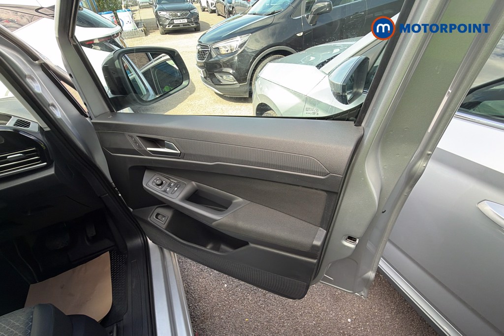 Ford Transit Connect Limited Automatic Petrol Plug-In Hybrid Panel Van - Stock Number (1655482) - 37th supplementary image