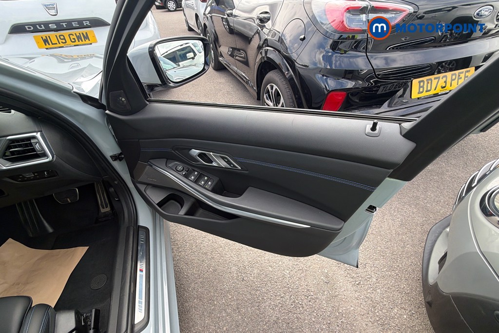 BMW 3 Series M Sport Automatic Petrol Saloon - Stock Number (1655535) - 38th supplementary image
