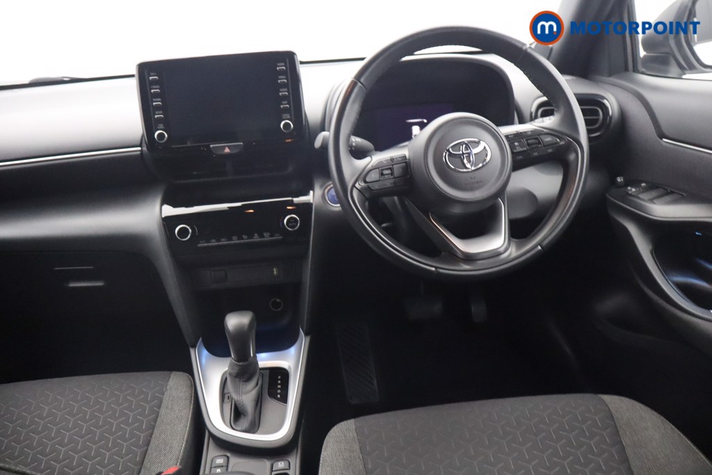 Toyota Yaris Cross Design Automatic Petrol-Electric Hybrid Estate - Stock Number (1655560) - 9th supplementary image