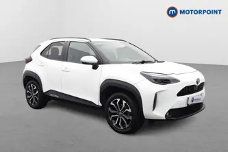 Toyota Yaris Cross Design Automatic Petrol-Electric Hybrid Estate - Stock Number (1655560) - Drivers side front corner