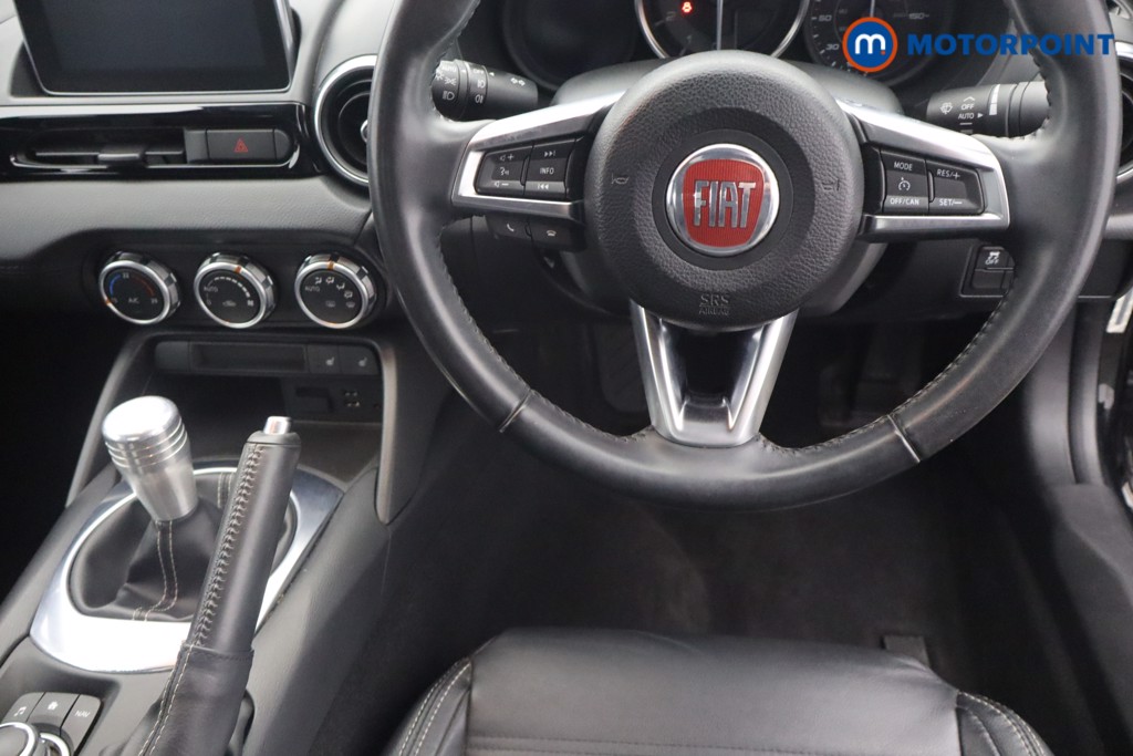 Fiat 124 Spider Lusso Plus Manual Petrol Convertible - Stock Number (1655575) - 9th supplementary image