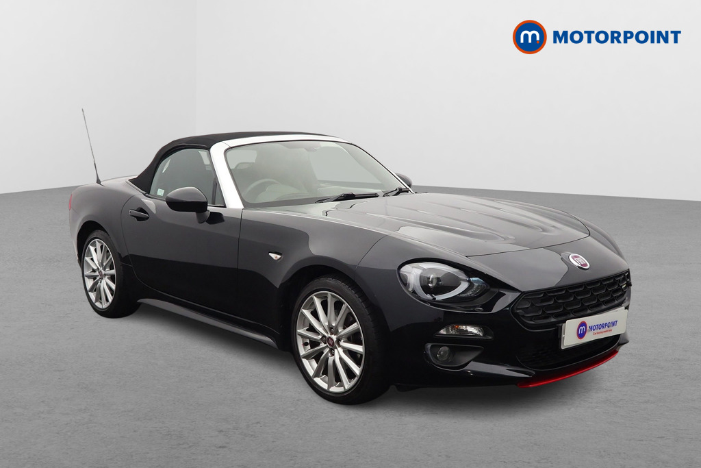 Fiat 124 Spider Lusso Plus Manual Petrol Convertible - Stock Number (1655575) - Drivers side front corner