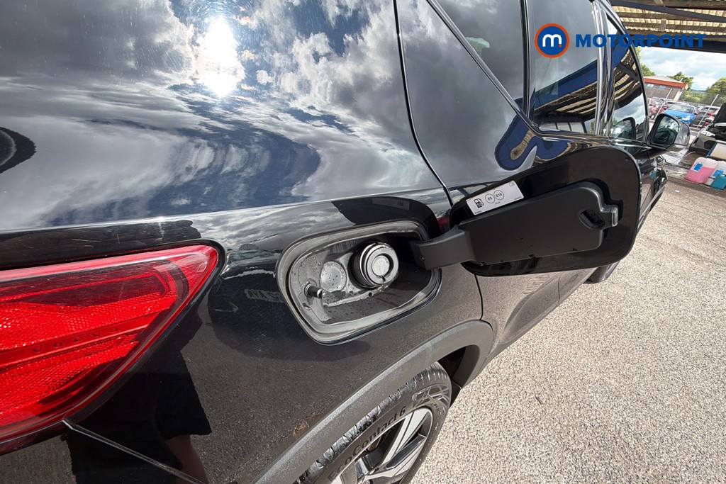 Volvo Xc40 R Design Automatic Petrol Plug-In Hybrid SUV - Stock Number (1655655) - 41st supplementary image